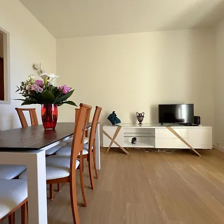 Renove A Pour 4 Personnes Avec Parking Securise - Fr-1-474-280 * Arcachon